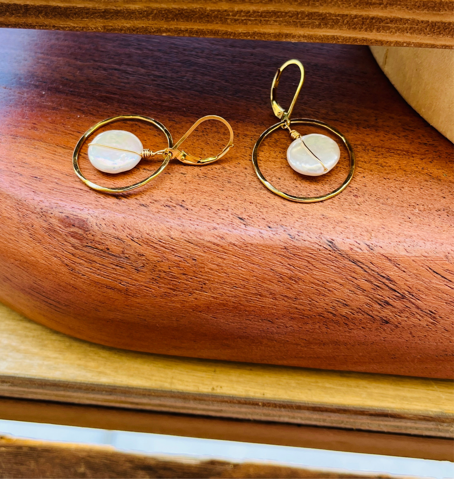 SEAGLOW COIN PEARL EARRINGS