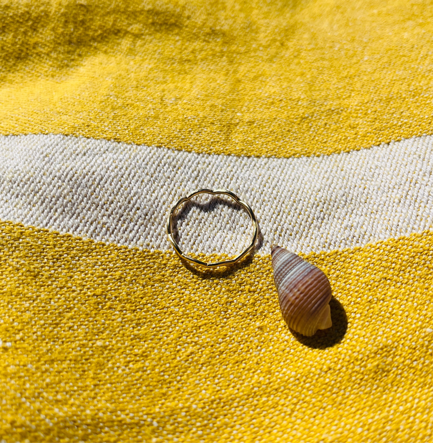 WAVE STACKING RING