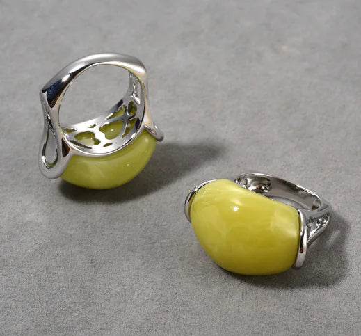 Grape Green Ring with Advanced Design Features - Solstik