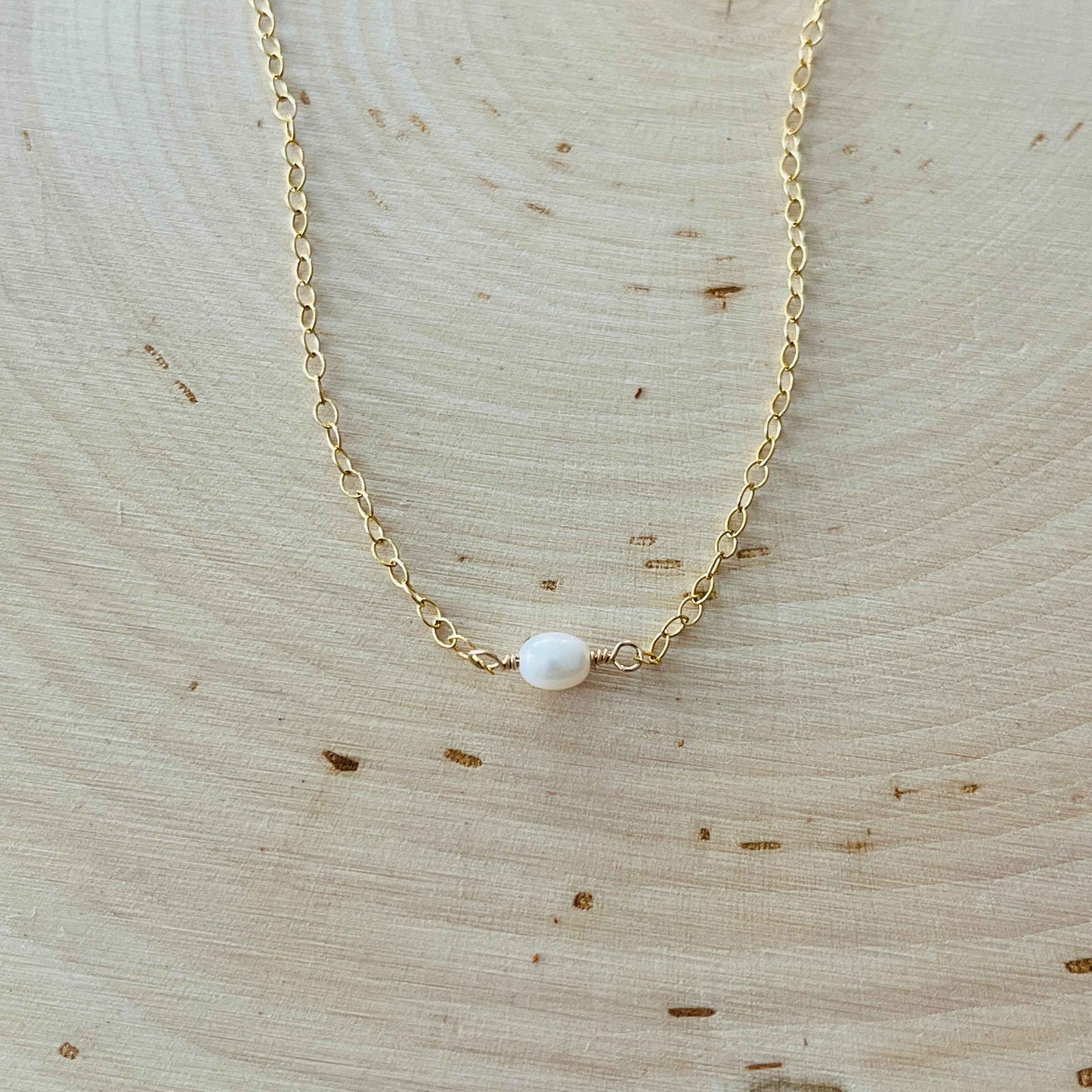 KOKO PEARL NECKLACE