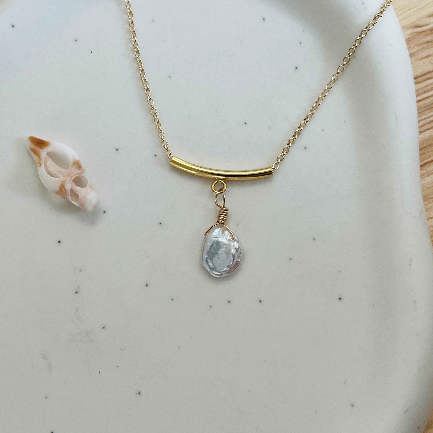 MARLEY PEARL NECKLACE