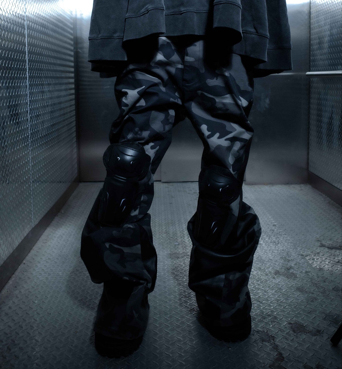 BL MUDCAMO FLARED LEATHER PANT