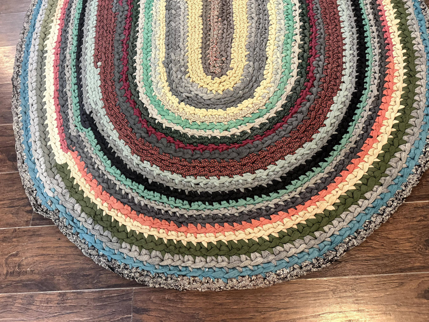 Antique American Braided Rug 5x7, Oval Multicolor Handmade Wool Braided Carpet