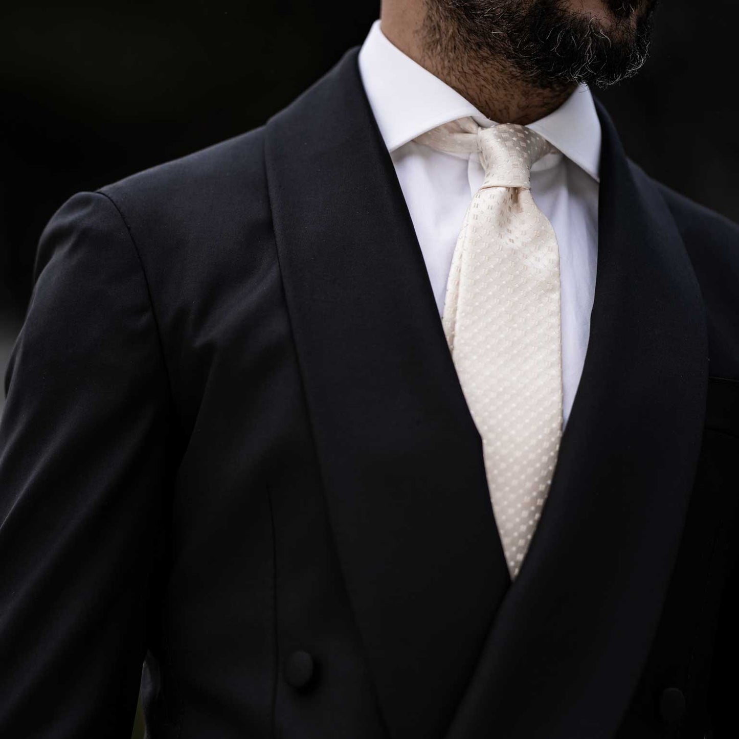 Barbera - Silk Jacquard Tie - Champagne