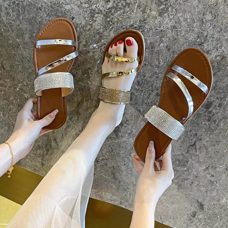 Women's Summer Fashion Flat Slippers and Beach Sandals - Solstik