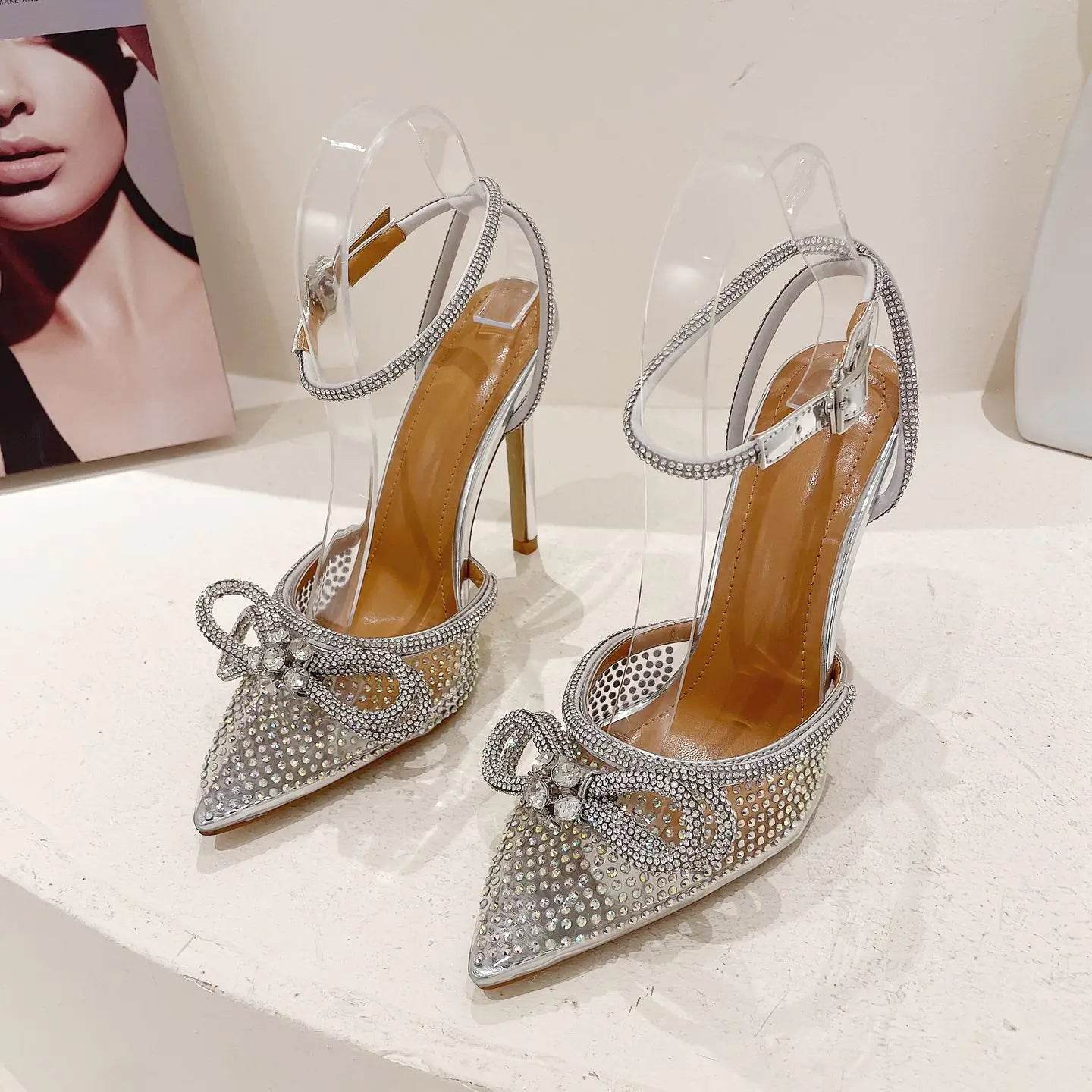 Chic Rhinestone Bow Heels - Solstik