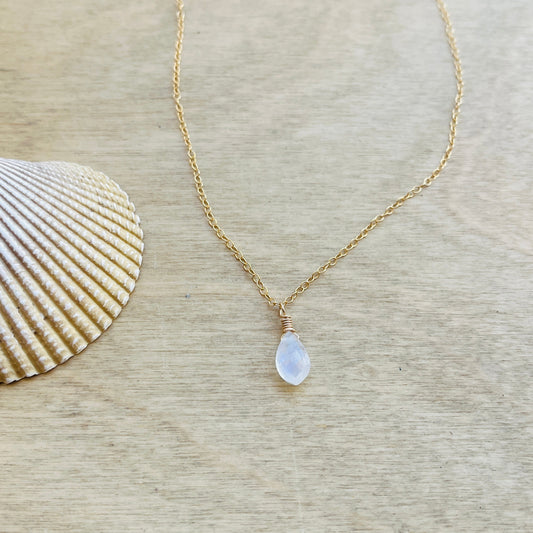 RAINBOW MOONSTONE GEM NECKLACE