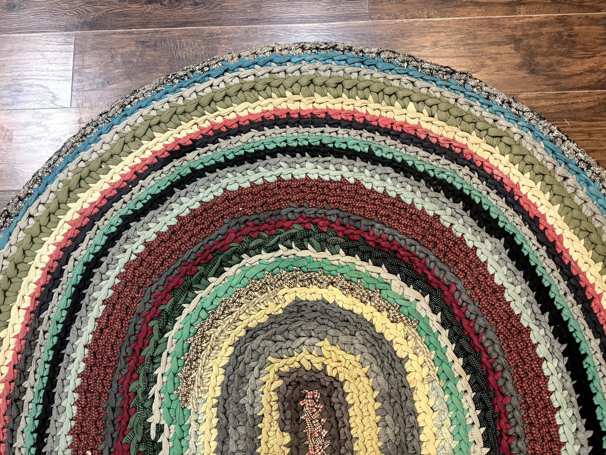 Antique American Braided Rug 5x7, Oval Multicolor Handmade Wool Braided Carpet