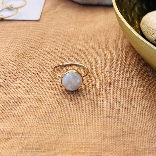 RAINBOW MOONSTONE RING