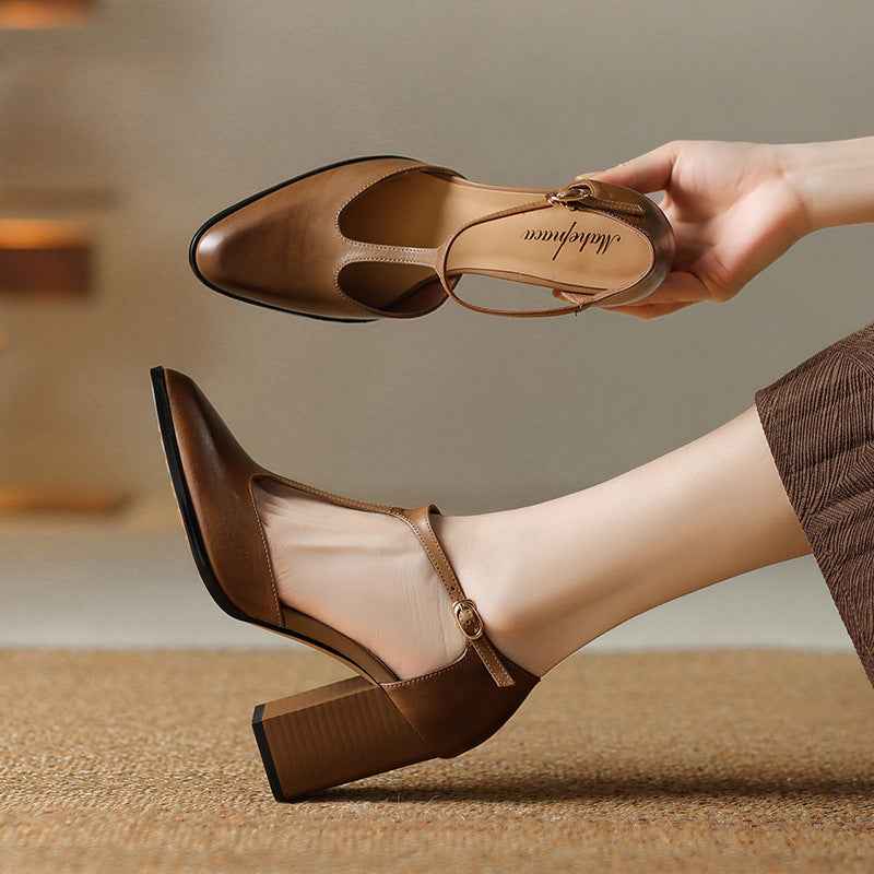 Baotou Hollow Women's Shoes Retro Pointed Mary Jane Shoes
