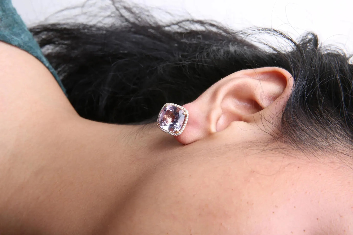 Dual-Tone 18K Gold Diamond & Pink Amethyst Studs - Solstik
