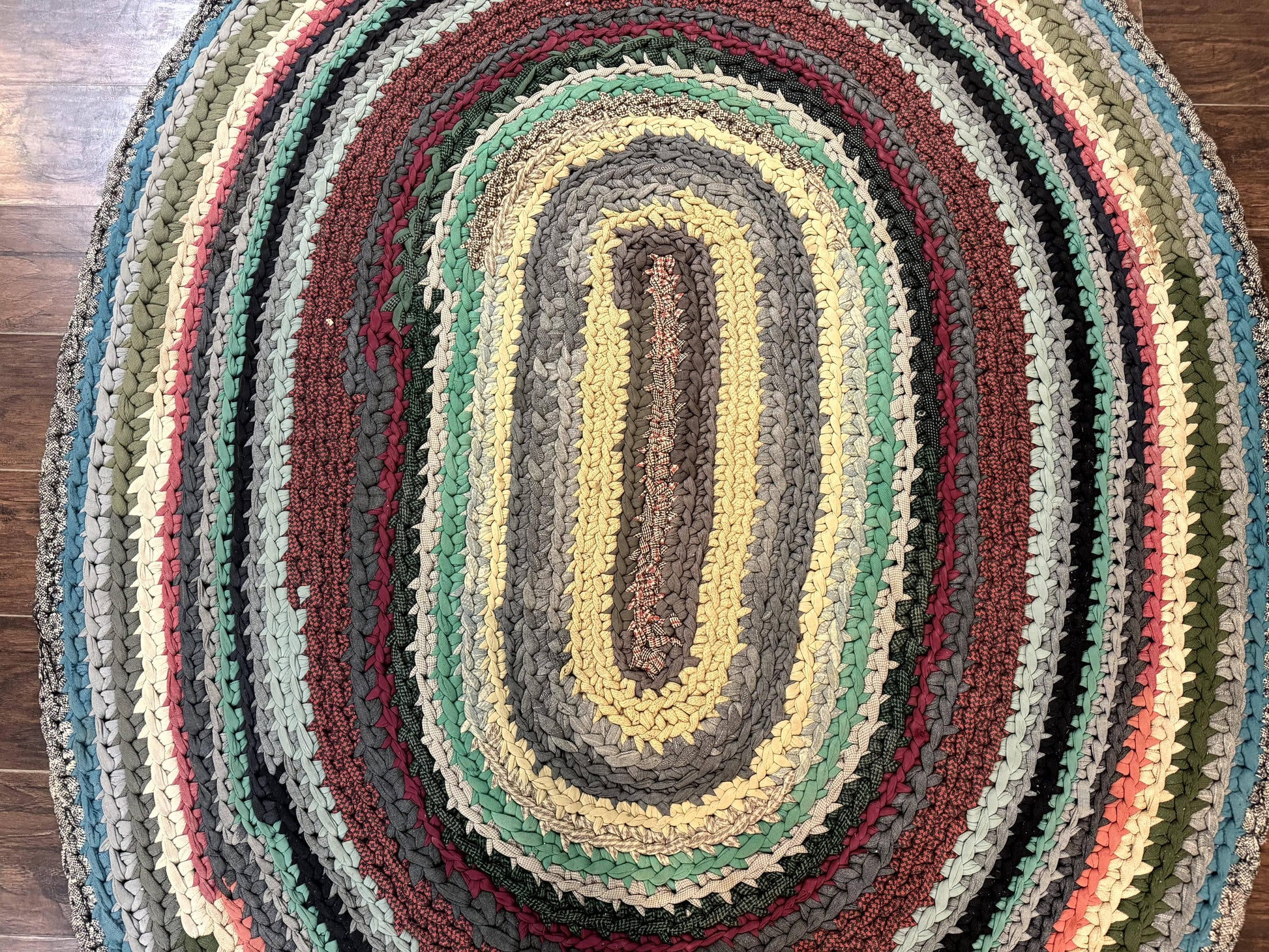 Antique American Braided Rug 5x7, Oval Multicolor Handmade Wool Braided Carpet