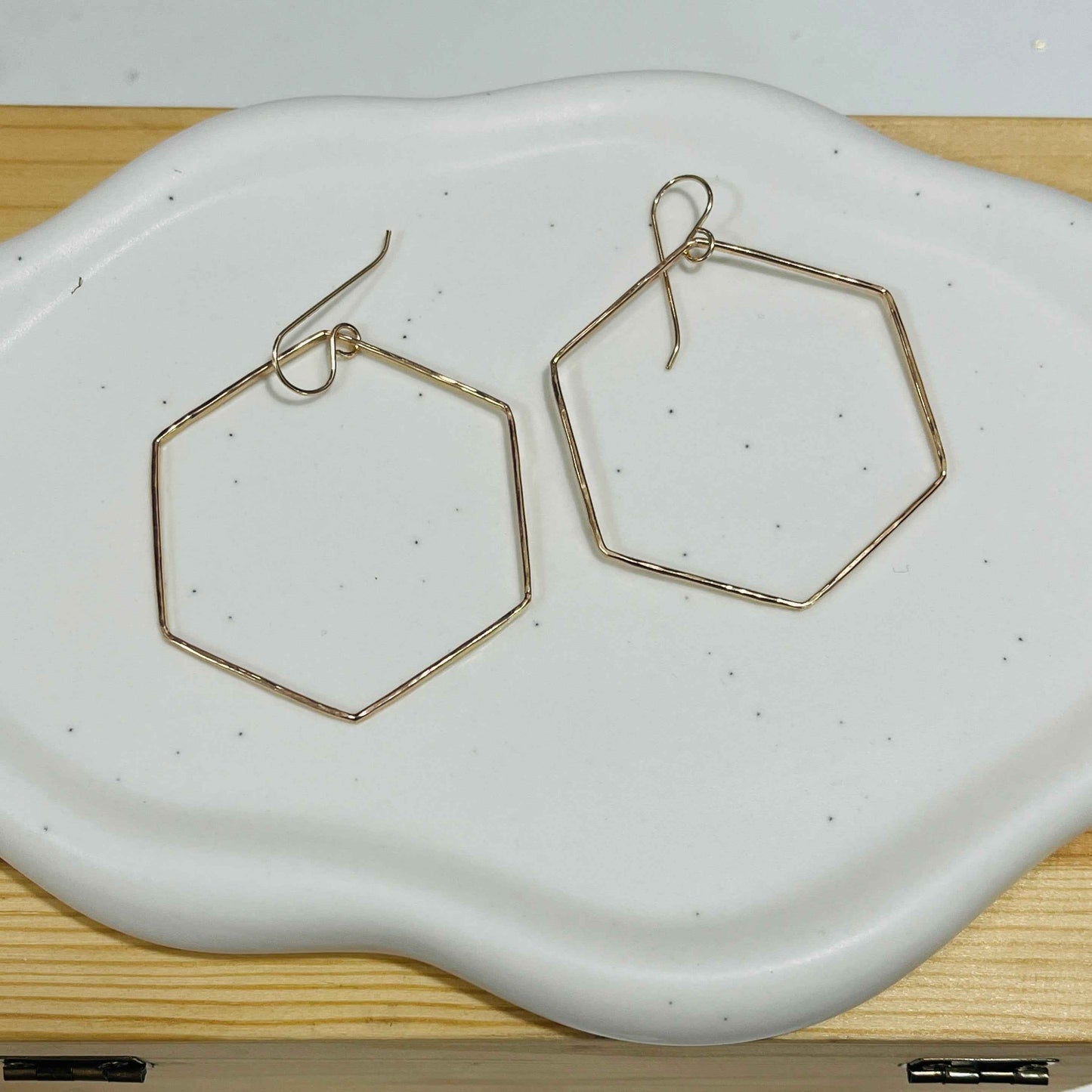 MIKA HEXAGON  HOOPS