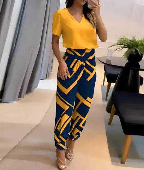 Emmely™ Chic V-Neck Print Suit - Solstik