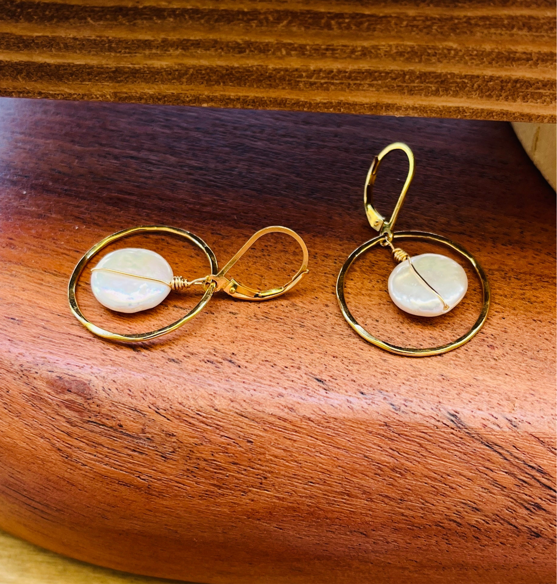 SEAGLOW COIN PEARL EARRINGS