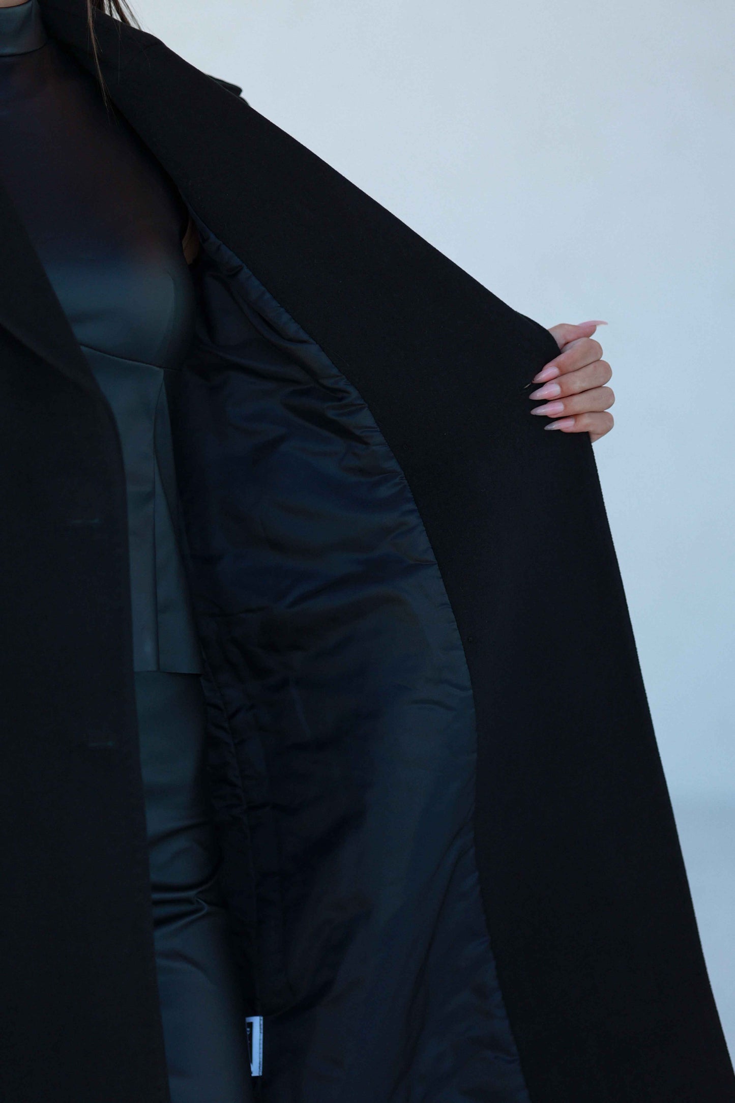 Alaska Classic Cashmere Blend Overcoat in Black