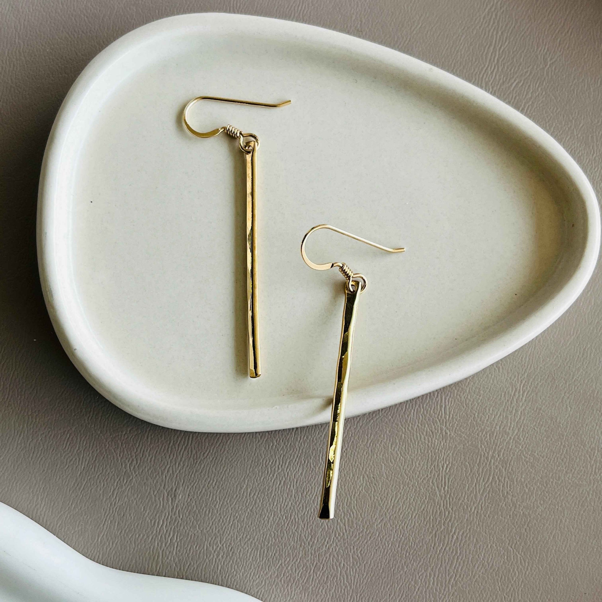GEMME BAR EARRINGS