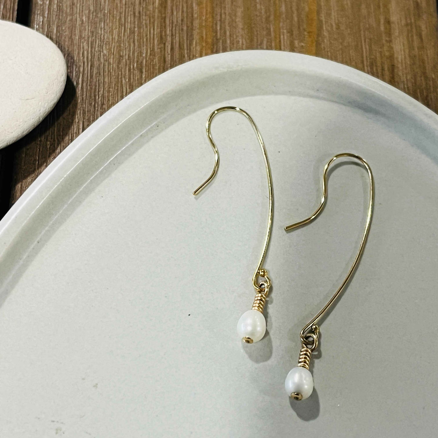 PEARL HANG EARRINGS
