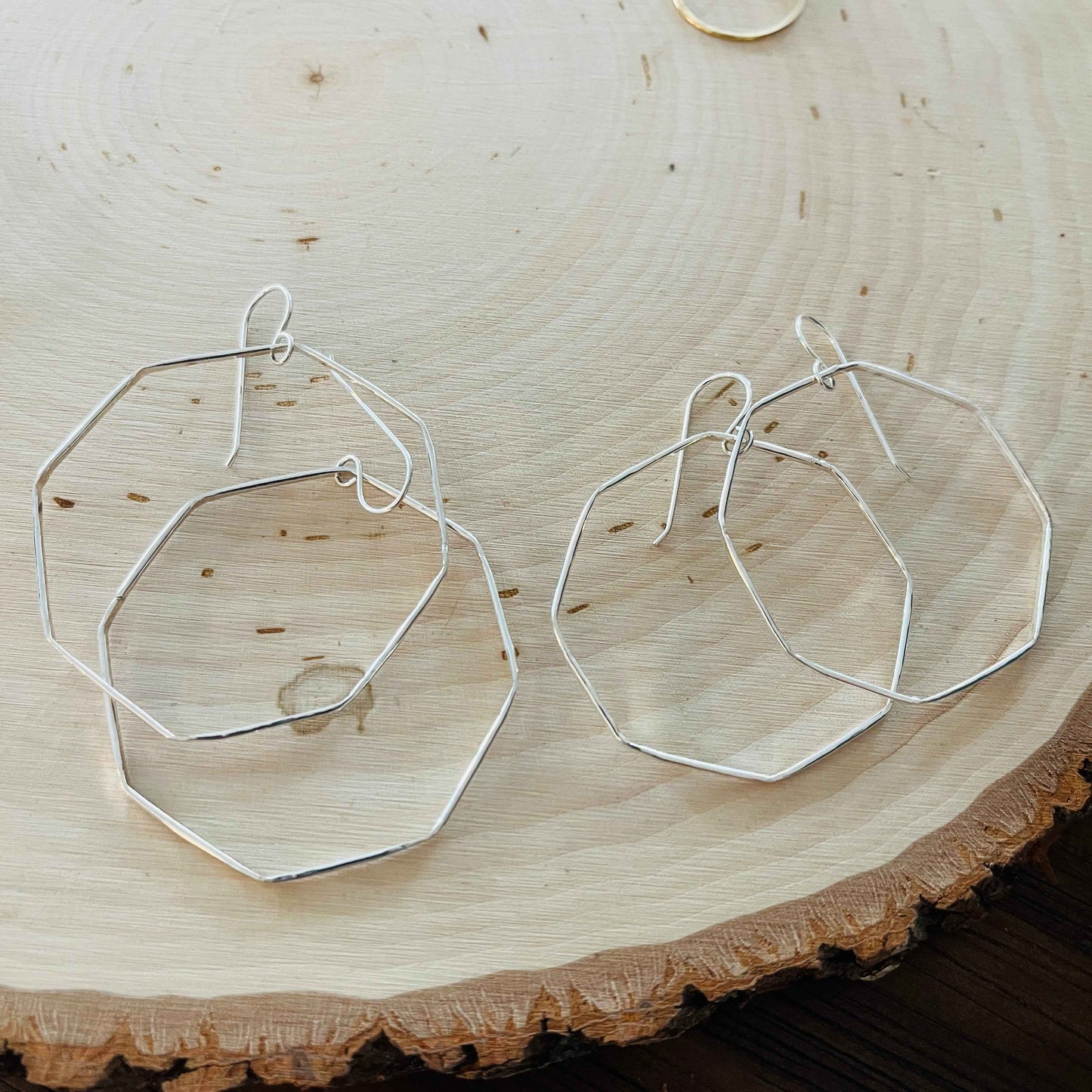 SILVER OCTAGON HOOPS