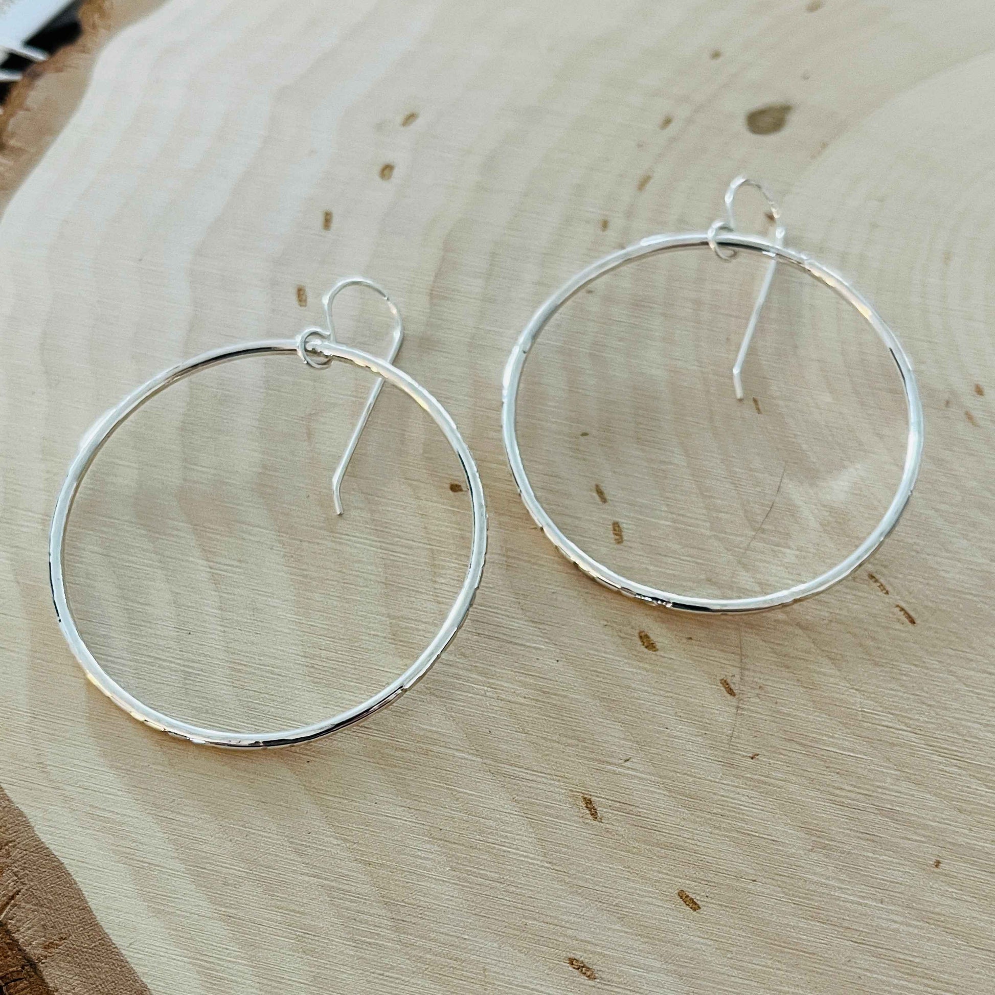 SILVER THICK HOOPS