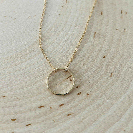 SMALL OLIVIA NECKLACE