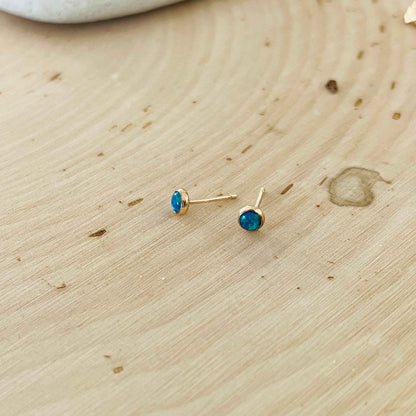 SMALL OPAL STUD EARRINGS