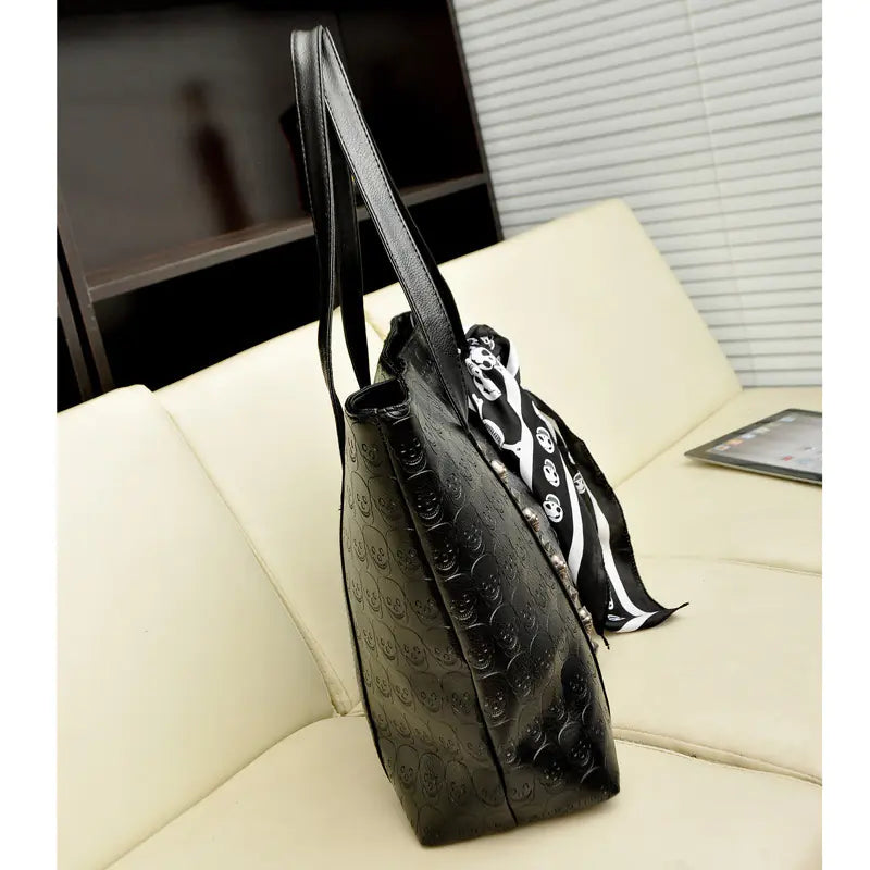 Skull Print Shoulder Tote Style Handbag - Solstik