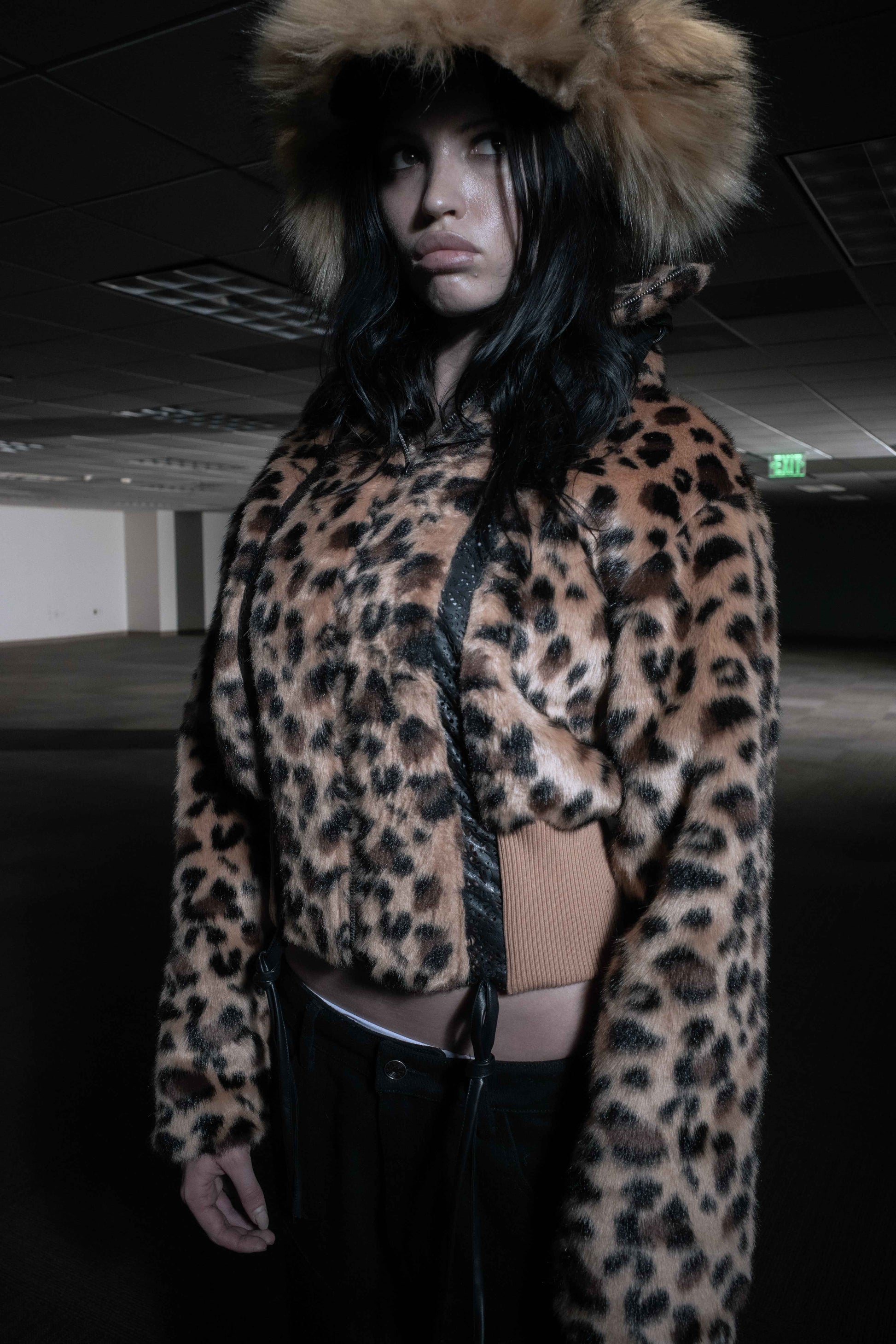 BL CROPPED LYNX WEBCUT LEATHER ZIPUP