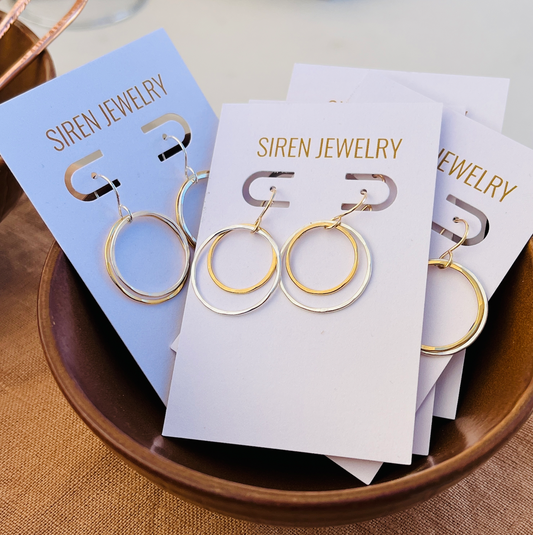 MIXED METAL LAYER EARRING