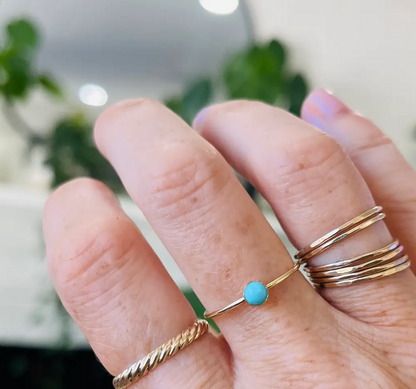 SMALL GEMSTONE RING