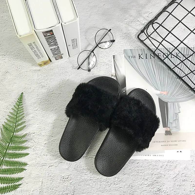 Chic Summer Slip-Ons - Solstik