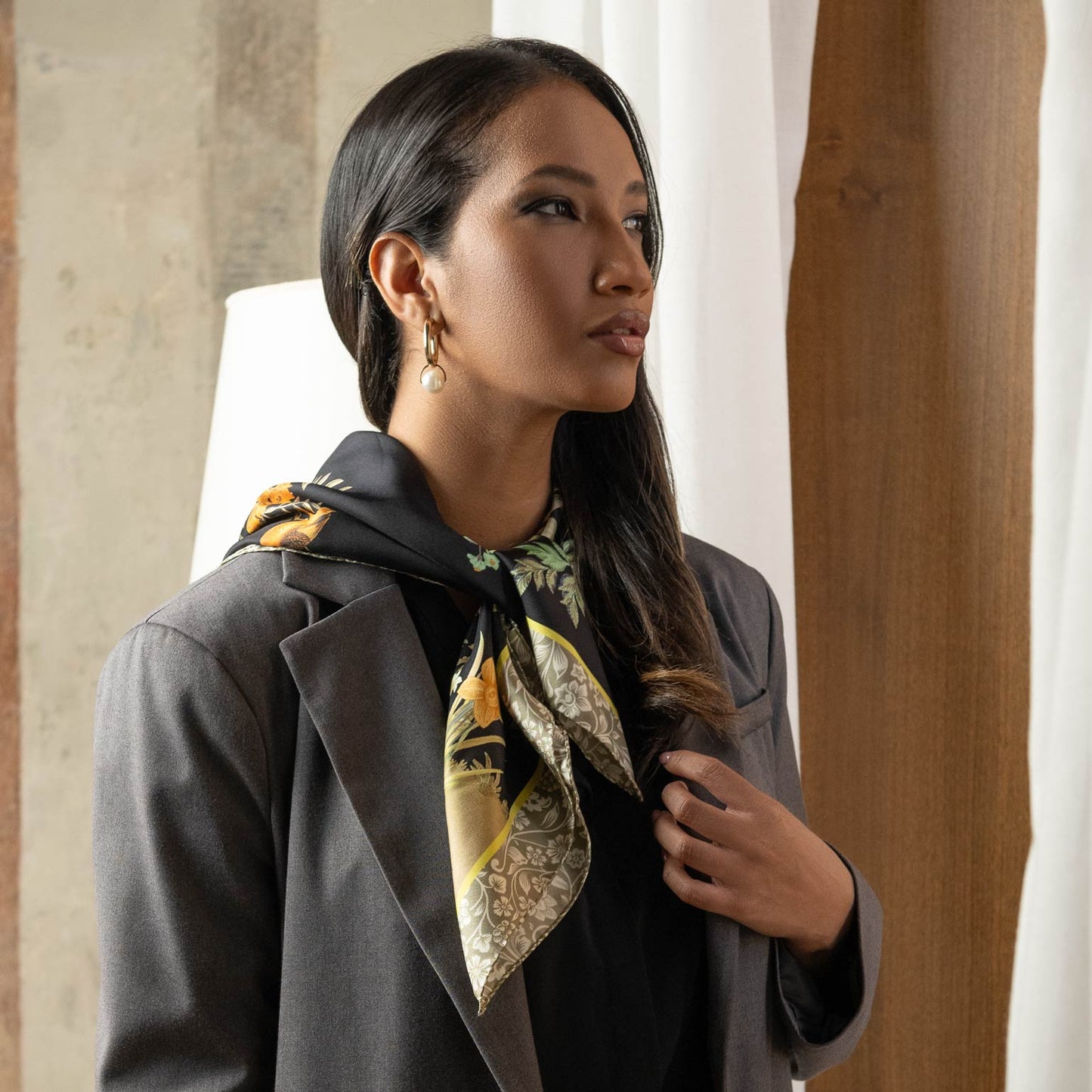 Fantasia - Silk Foulard - Black - Solstik