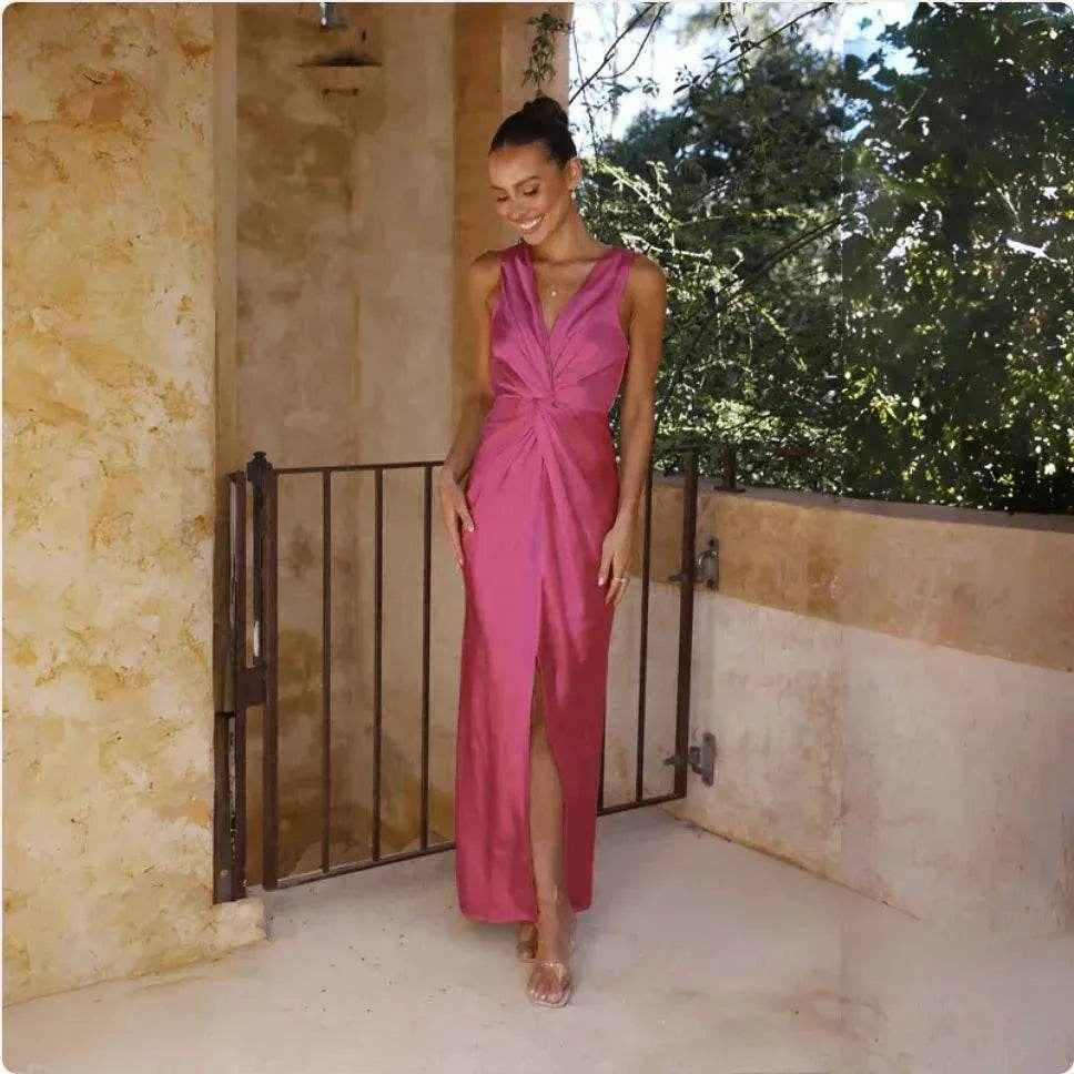 Elegant Deep V Backless Sleeveless Evening Dress