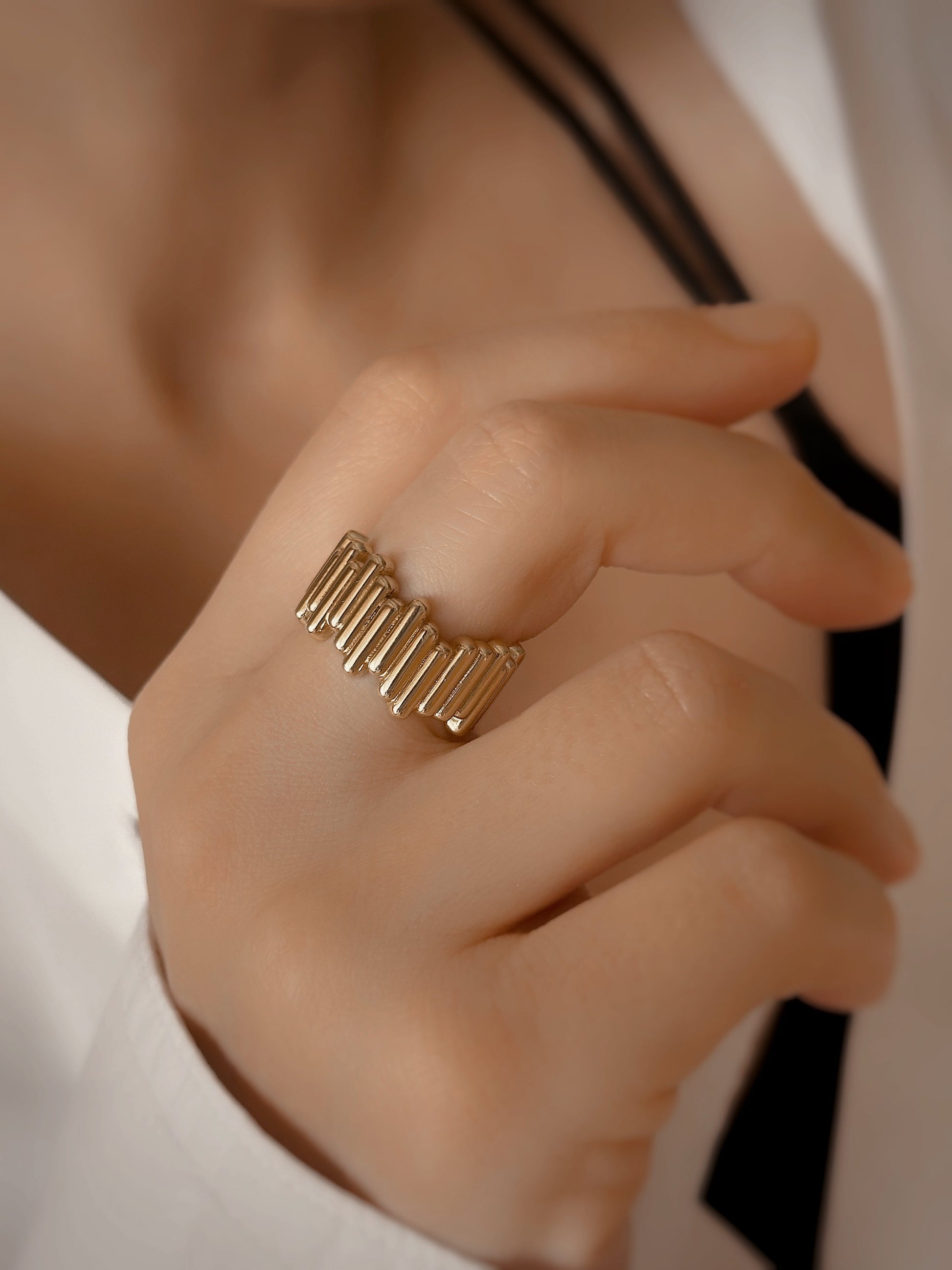 14K Solid Gold Serrated Wave Zigzag &nbsp;Model Ring - Solstik