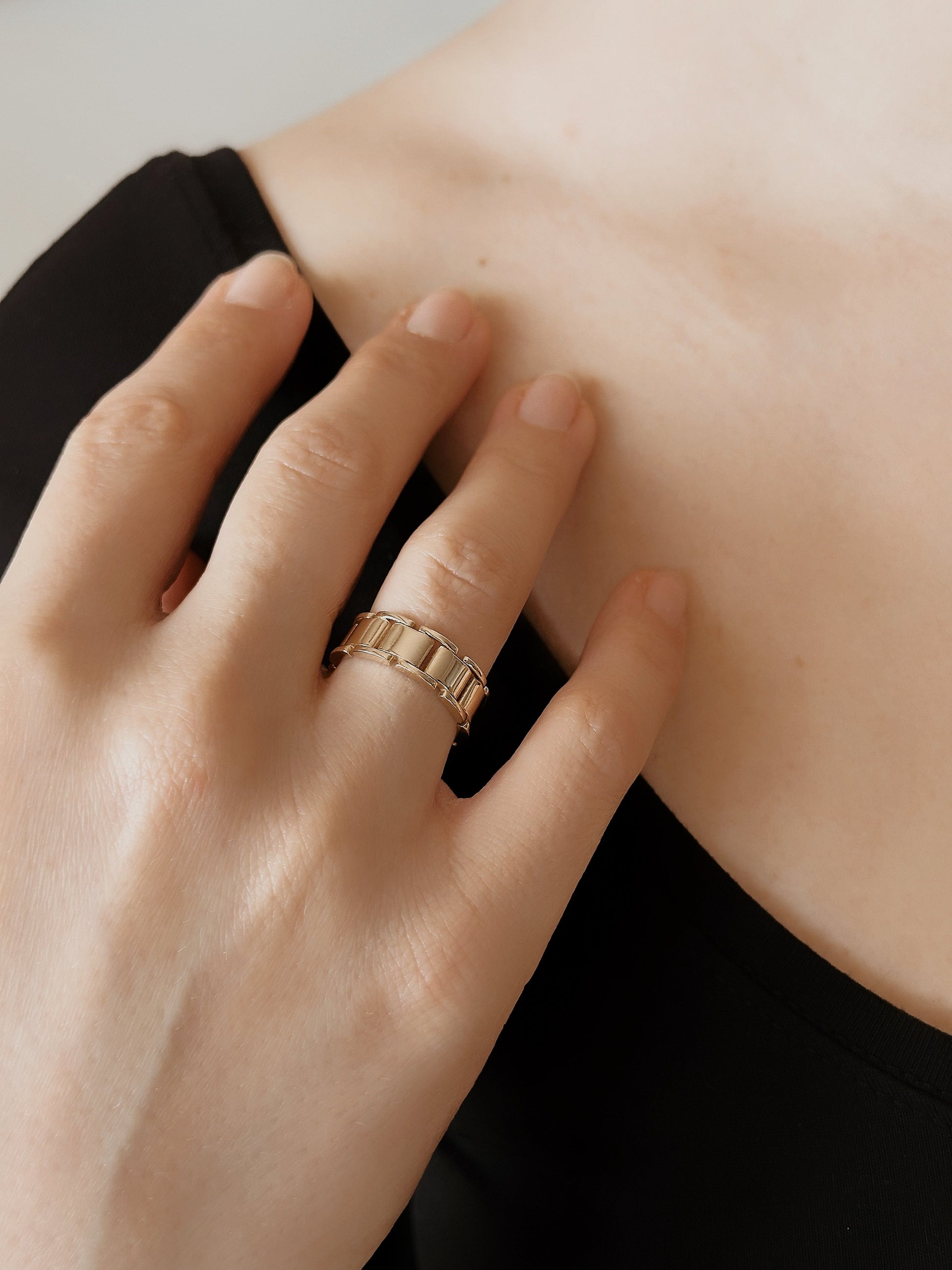 14K Gold Watch Band Chain Ring - Solstik