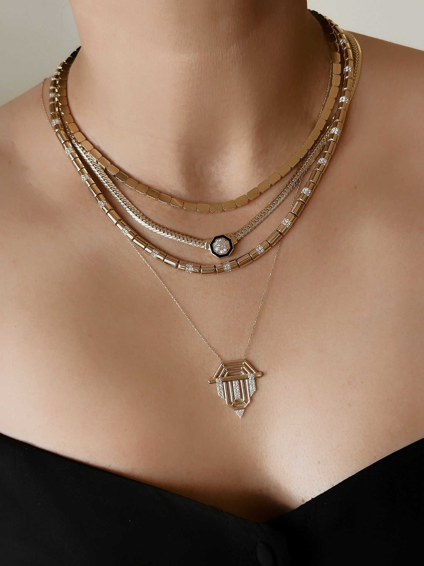 14K Solid Gold Pipe Bar Bead Chain Necklace - Solstik