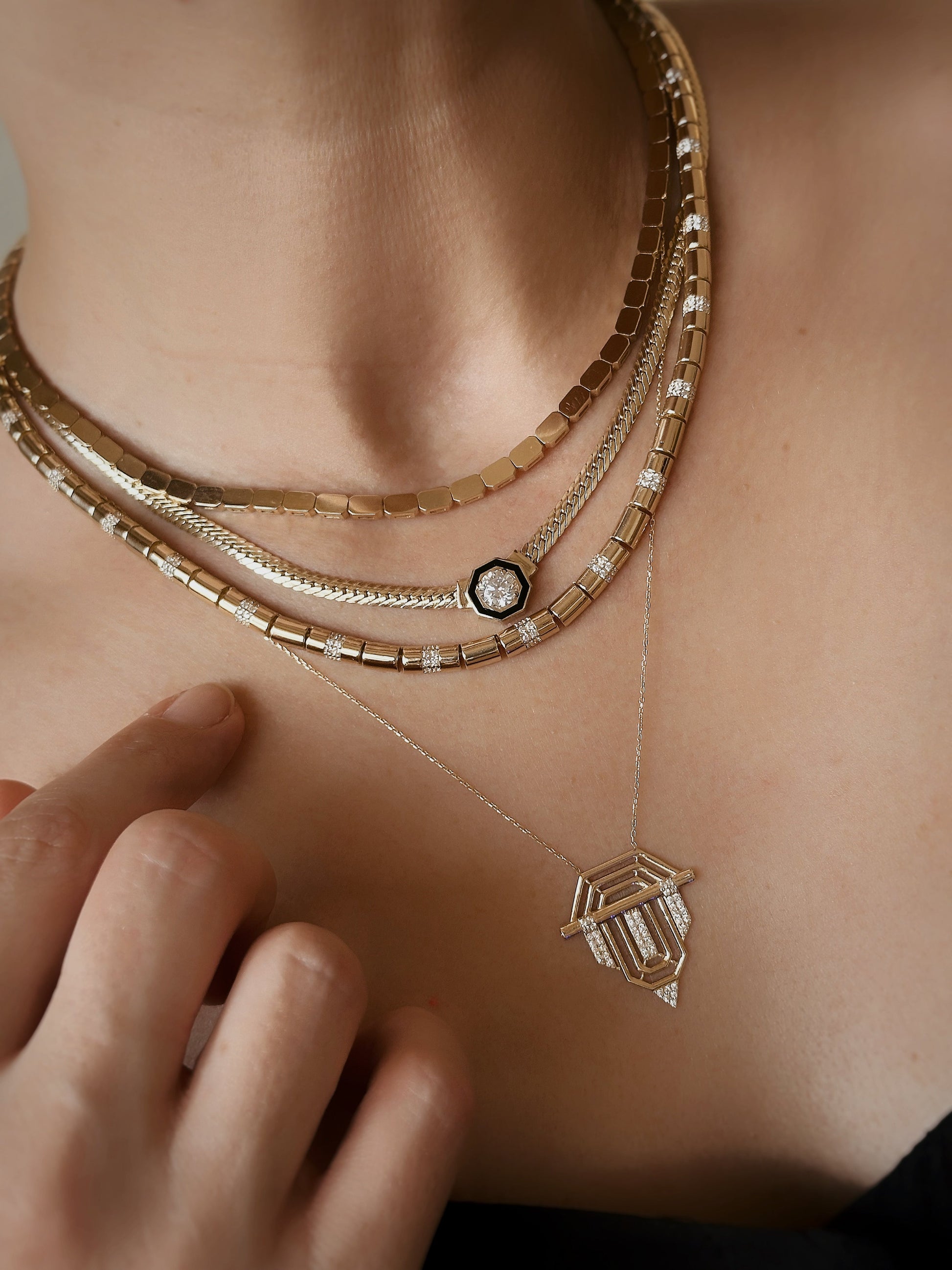 14K Solid Gold Pipe Bar Bead Chain Necklace - Solstik