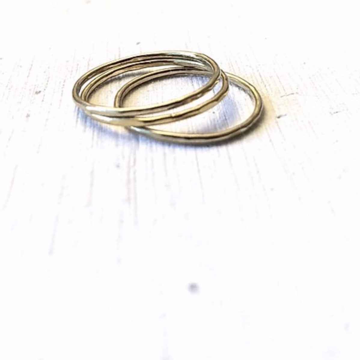 HAMMERED STACKING RING