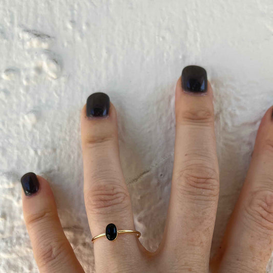 ONYX OVAL RING