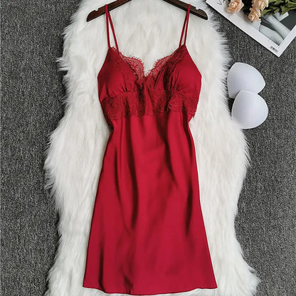 Solstik luxury silk robe set in elegant red with lace detail and adjustable spaghetti straps