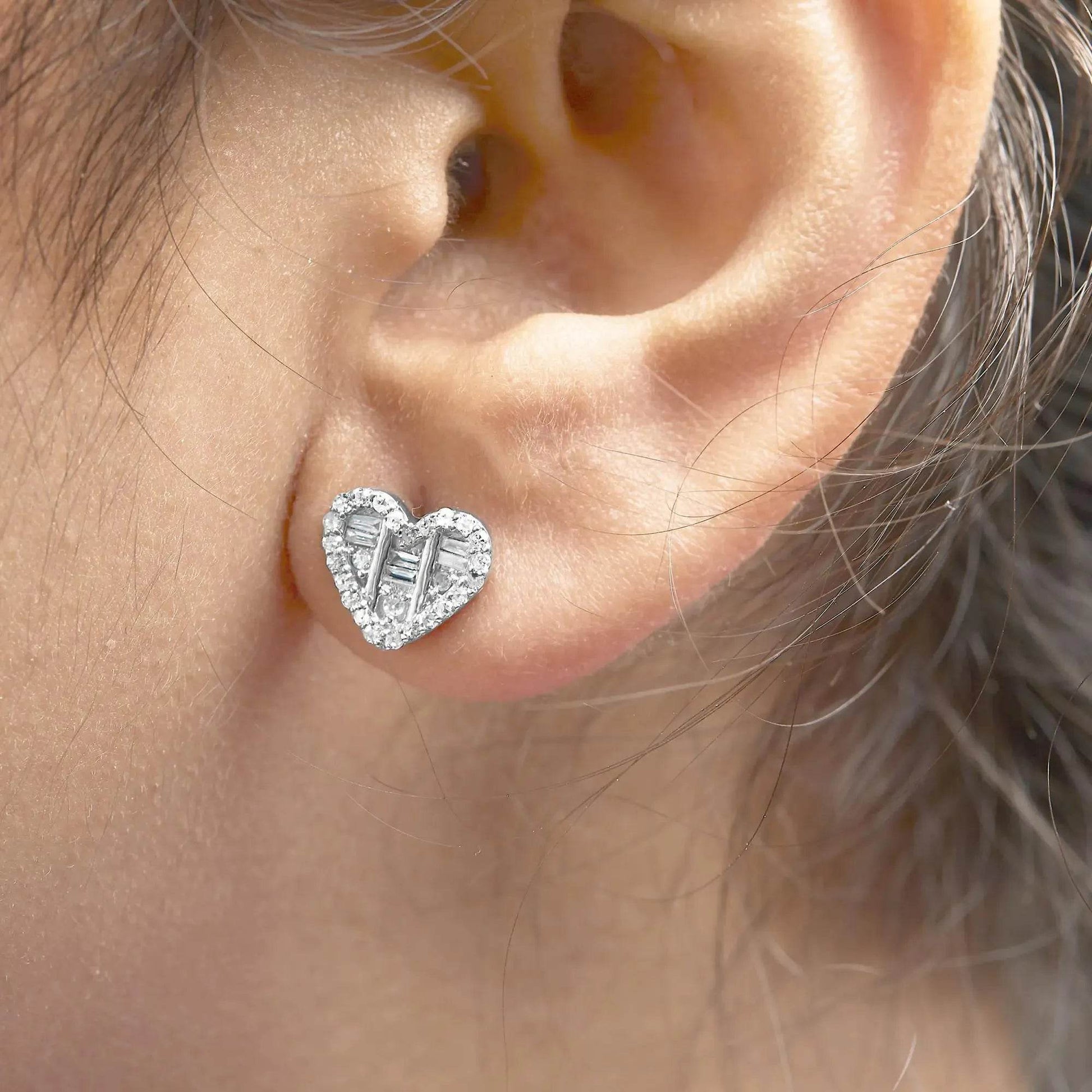 .925 Silver Heart Diamond Studs 1/2 Cttw (I-J, SI2-I1) - Solstik