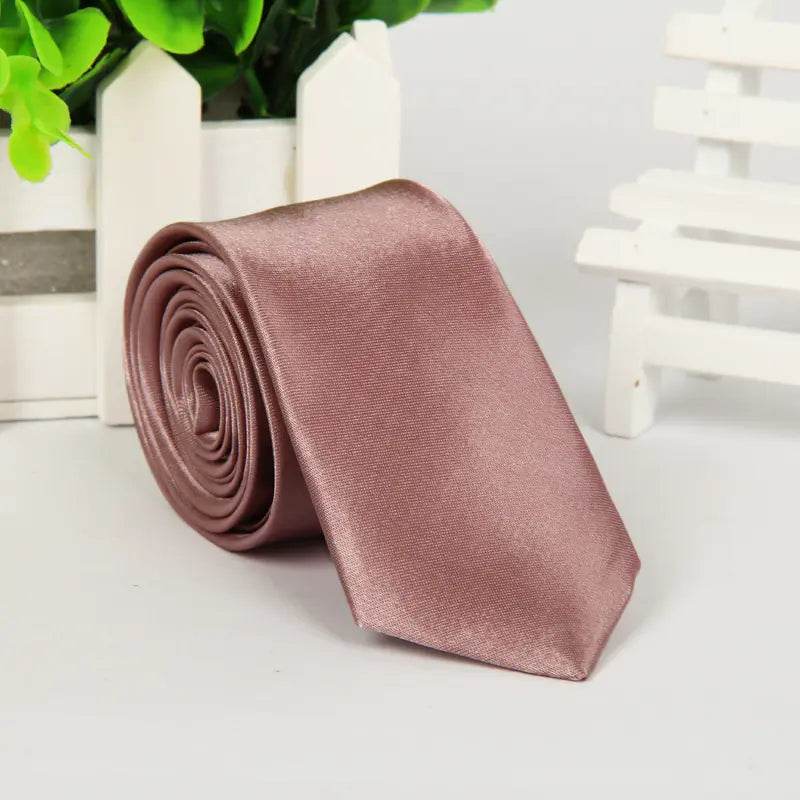 West Woods Slim Necktie - Solstik